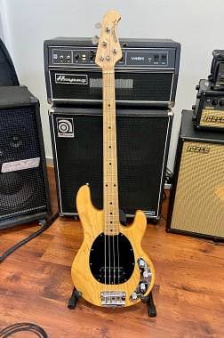 Music Man Stingray 3EQ H