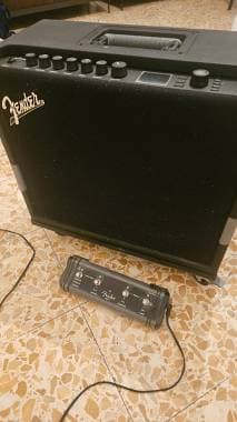 Fender Mustang gt100