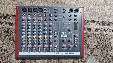 Mixer Allen & Heath zed 10 fx
