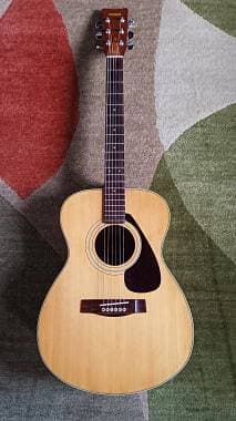 Yamaha FG-331 vintage