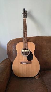 Chitarra acustica Martin OM1 amplificata made in USA