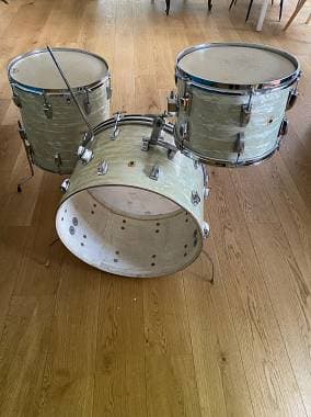 Ludwig White marine pearl 3pz
