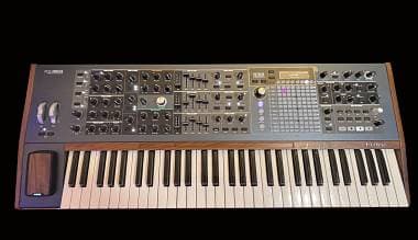 Arturia Polybrute 6 Perfetto impeccabile