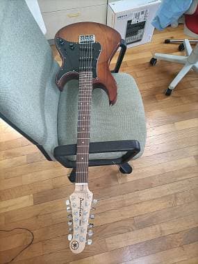 Yamaha Pacifica 12 vendo