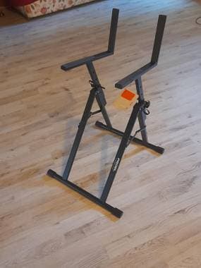Stand per amplificatore/cassa Proel EL680