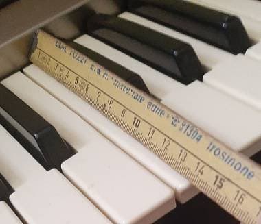 Synth Roland RS5