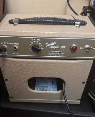 Fender Champion 600