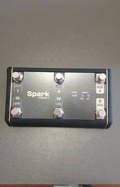 Positive Grid Spark Control X - controller per amplificatori