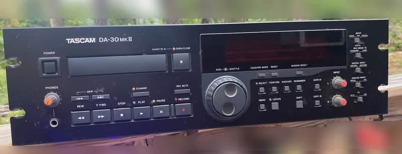 TASCAM DA-30 MKII