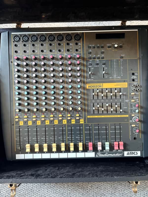 Studiomaster Powerhouse Horizon 1208 Mid 90’s - Black