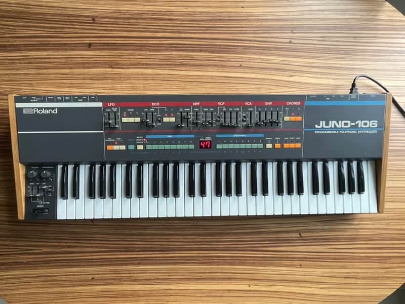 Roland Juno-106 61-Key Programmable Polyphonic Synthesizer 1984 - 1985 - Black