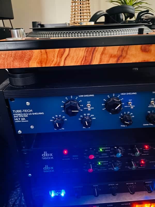 Tube-Tech HLT 2A Stereo Hi and Lo Shelving Equalizer 2010s - Blue