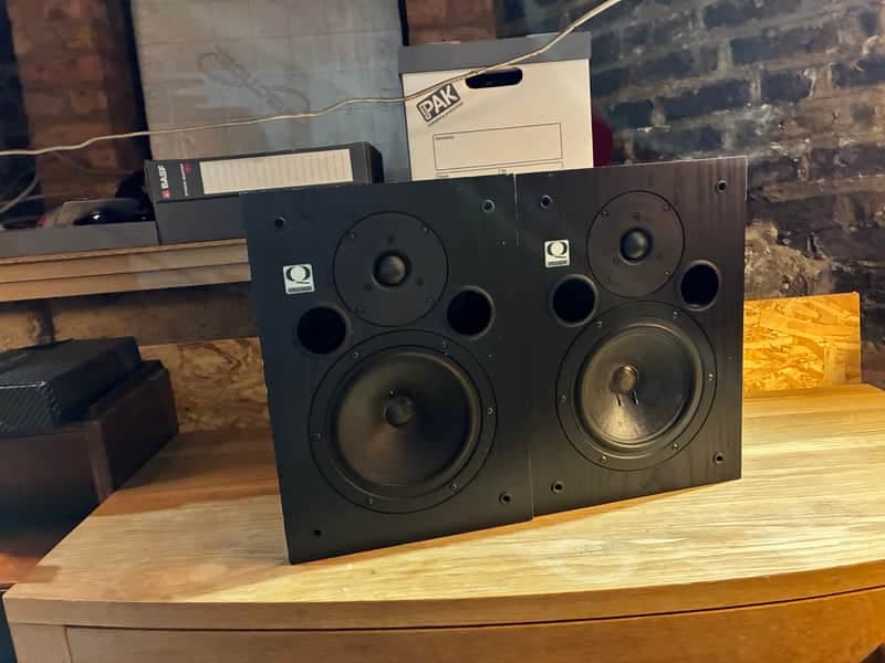 Quested S7 Late 2000’s - Black