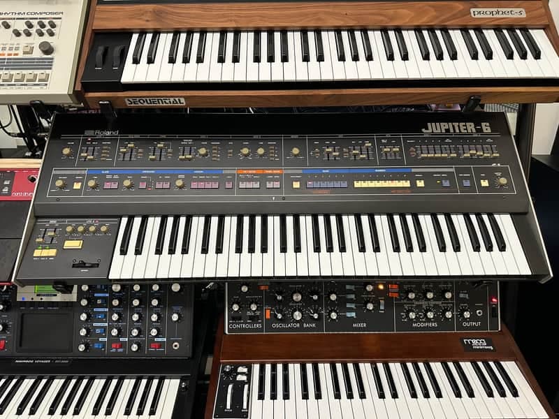 Roland Jupiter 6 61-Key Synthesizer 1983 - 1985 - Black