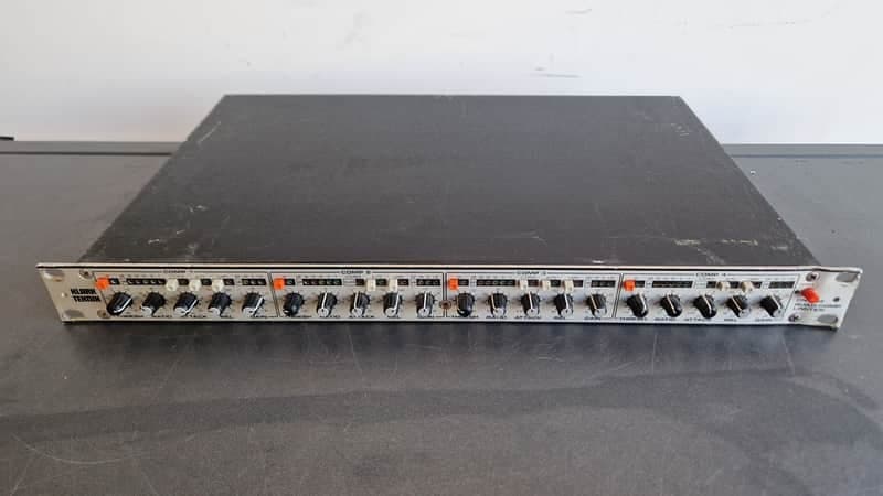 Klark Teknik DN504 - Effect Processor - Fair