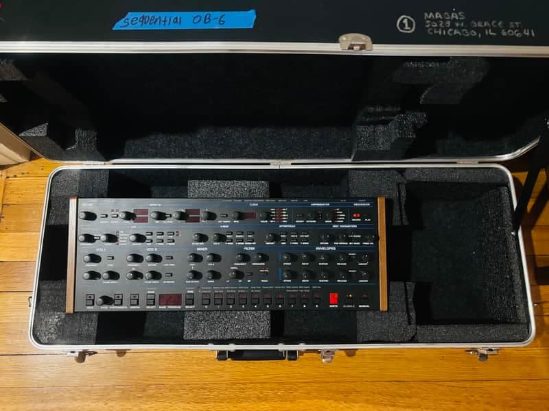 Sequential OB-6 Desktop 6-Voice Polyphonic Synthesizer 2018 - Present - Black with Wood Sides