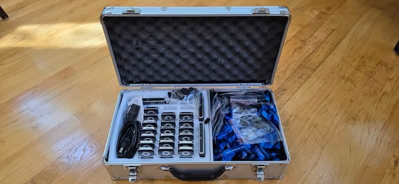 Retekless Translator Kit (3 Mics and 19 receivers rechargeable) - Silver