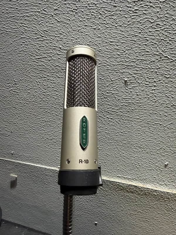 Royer Labs R-10 Ribbon Microphone