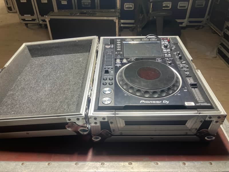 Pioneer CDJ-2000NXS2 Professional Multi Player 2010s - Black