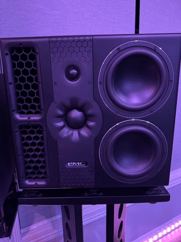 PMC 6-2 Powered Studio Monitors (Pair) Black