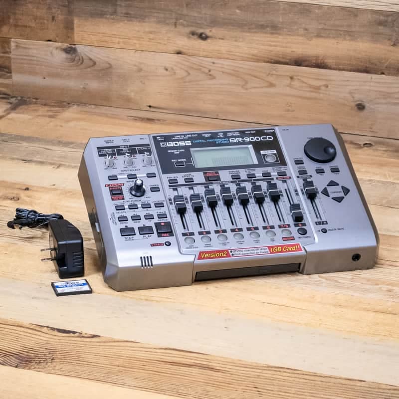 Boss BR-900CD (BR900CD) Digital 8-Track Multitrack Recorder Multi-Track U288570
