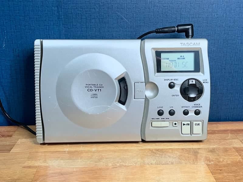 Tascam CD-VT1 Vocal Trainer / Portable CD Player