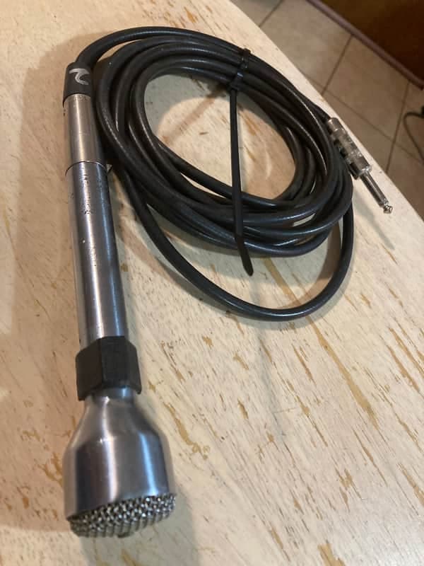 ElectroVoice EV 631 A High Impedance w/ cable