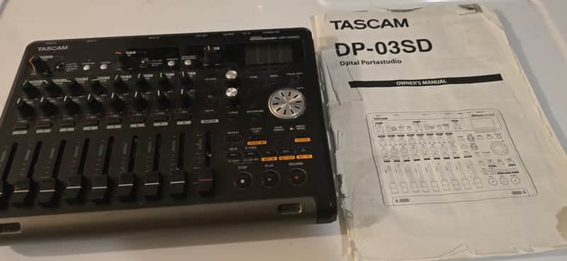 TASCAM DP-03SD 8-track Digital Portastudio 2017 - Present - Black