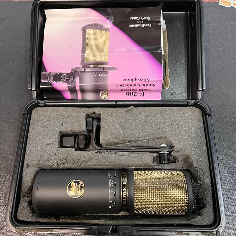 CAD Audio Equitek E-200 - Multipattern Condenser Microphone + Case