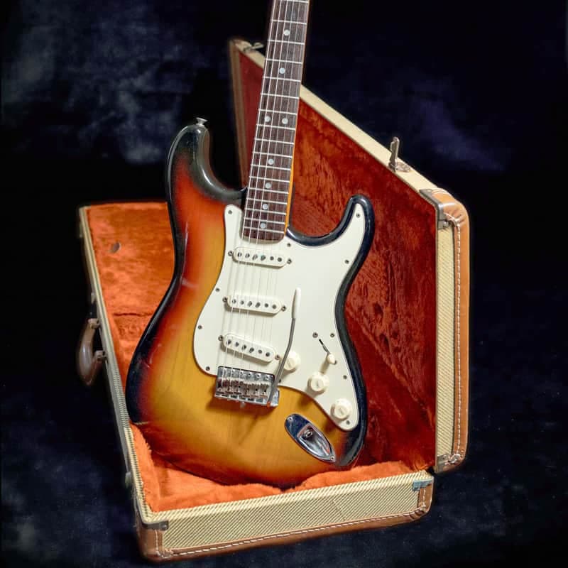 Vintage 70s Fender Stratocaster - Sunburst - USA - 1973