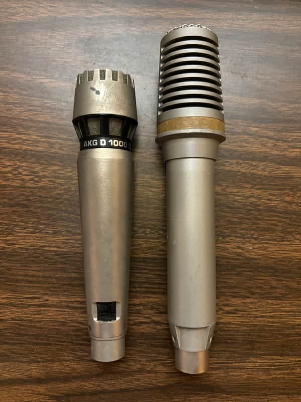 AKG D200E Re-Foamed and AKG D1000E