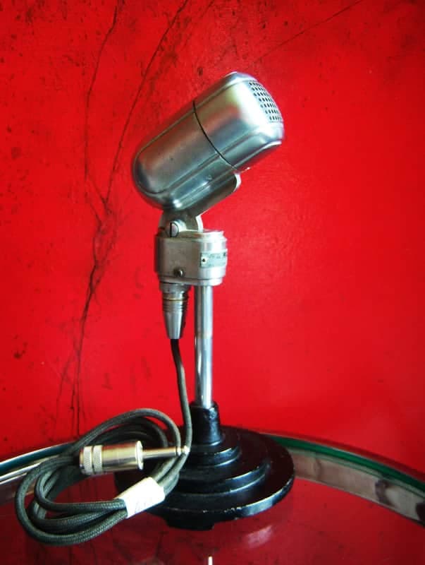 Vintage 1940's Turner 211 dynamic microphone satin chrome w cable 77A 101C WORKS