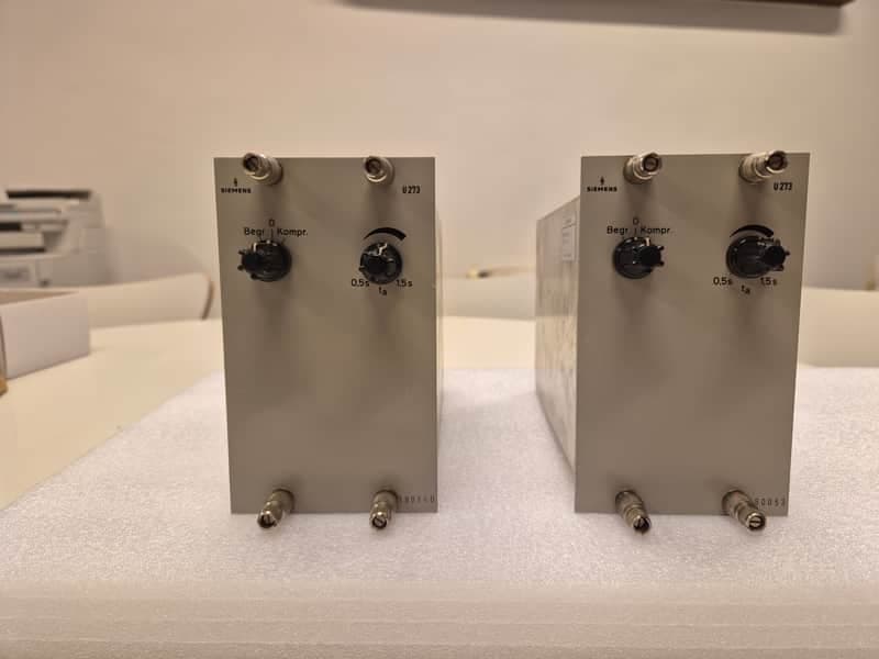 Perfect pair Siemens Sitral u273 Diode bridge compressors in mint condition.