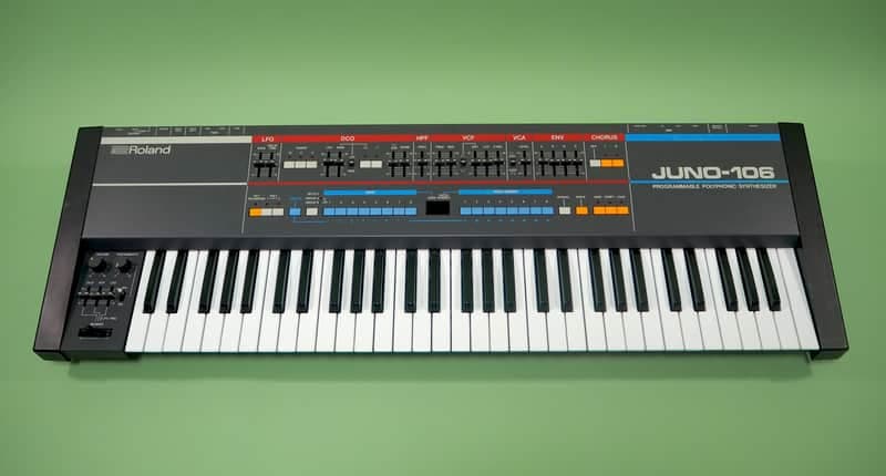 Roland Juno-106 analog synthesizer fully serviced, new voice chips, 100 to 240 V possible !