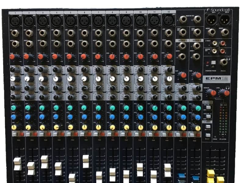 Soundcraft 14 Kanal Mischpult EPM 12 - schwarz