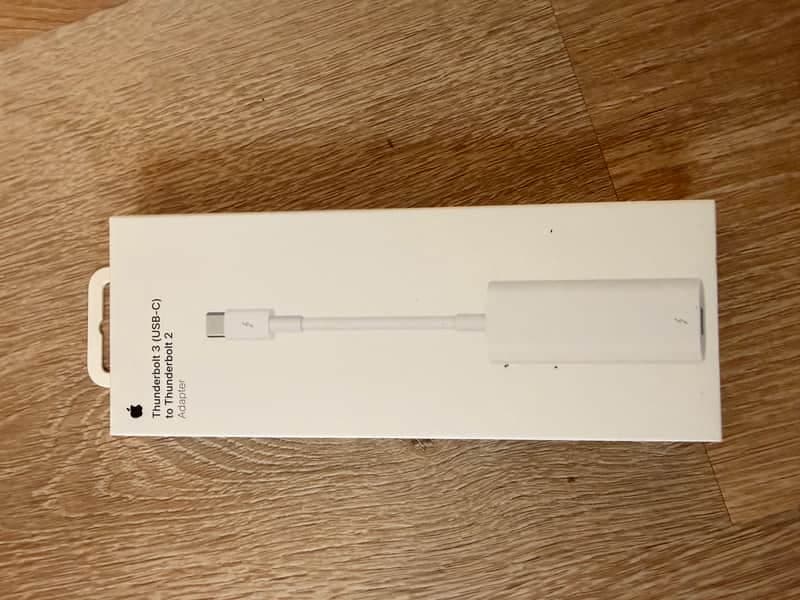 Apple Thunderbolt 3 (USB-C) to Thunderbolt 2 Adapter White