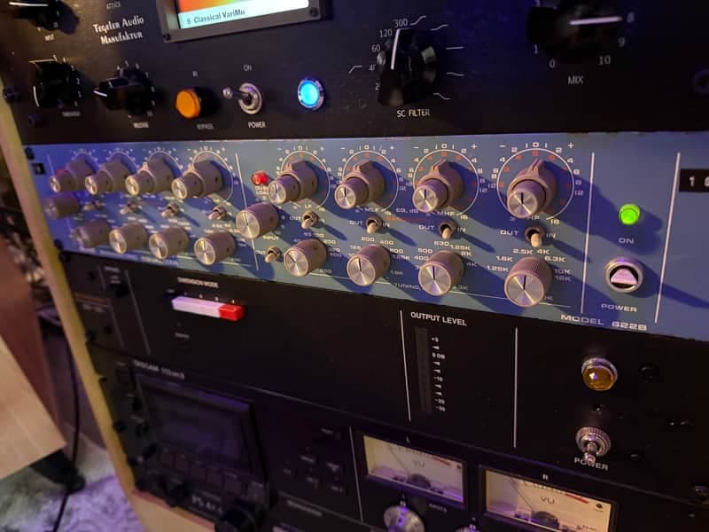 Orban 622B Dual-Channel 4-Band Parametric Equalizer w/ Pigtails