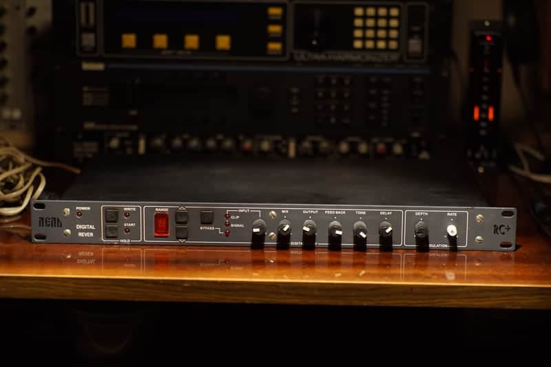Lell RC+ Reverb, Delay, Modulation Soviet effect