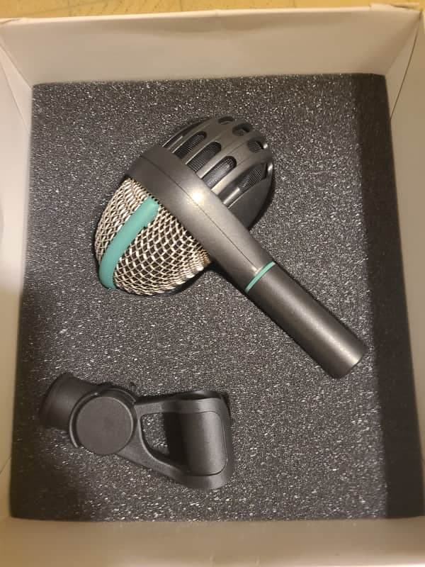 AKG D112 2000s bass drum Microphone