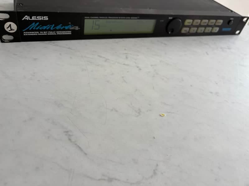 Alesis Midiverb 4 2000s - Black