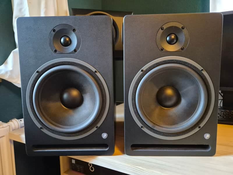 Prodipe Pro8 v3 Monitoring Speakers (Set of 2) 35 Watt RMS HF + 90 Watt RMS LF Black