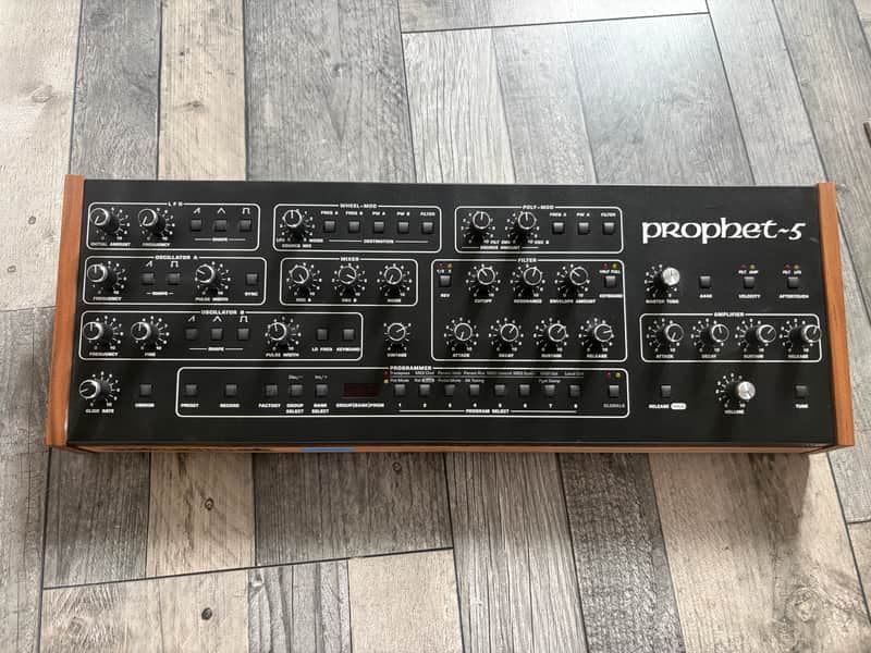 Sequential Prophet-5 Desktop 5-Voice Polyphonic Synthesizer 2021 - Present - Black with Wood Sides