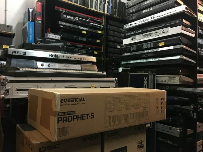 Sequential Prophet 5 Rev 4 Reissue 61-Key Polyphonic Analog Synthesizer keyboard MINT //ARMENS