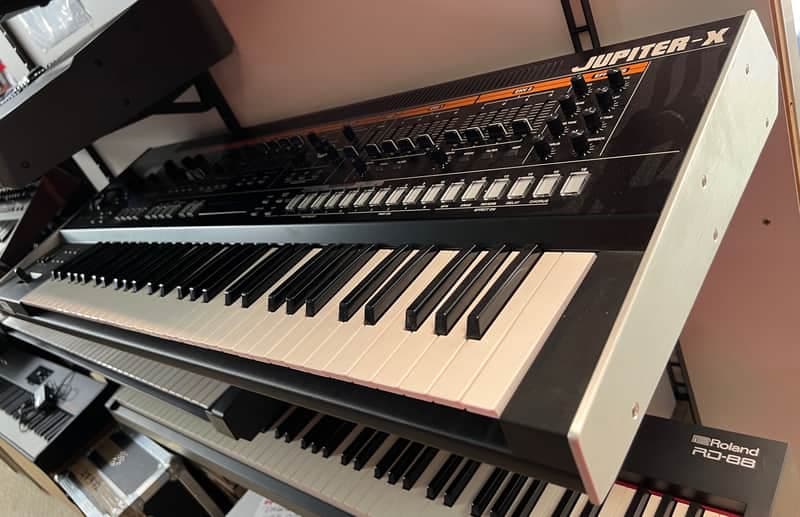 Tastiera Roland Jupiter X