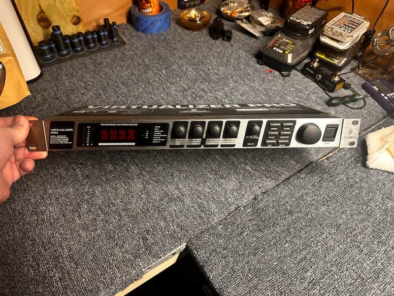 Behringer Virtualizer 3D FX2000 Multi-Engine FX Processor 2010s - Standard