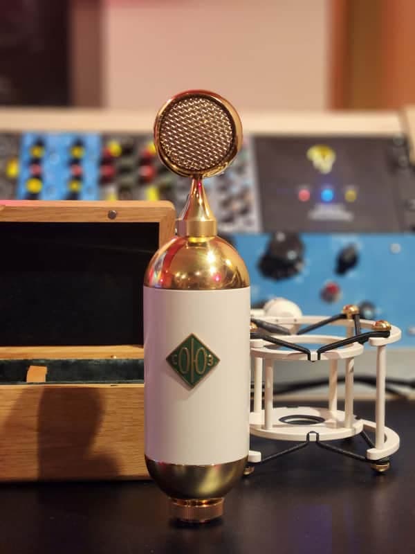 Soyuz Microphones 017 FET | Large Diaphragm Cardioid Condenser Microphone