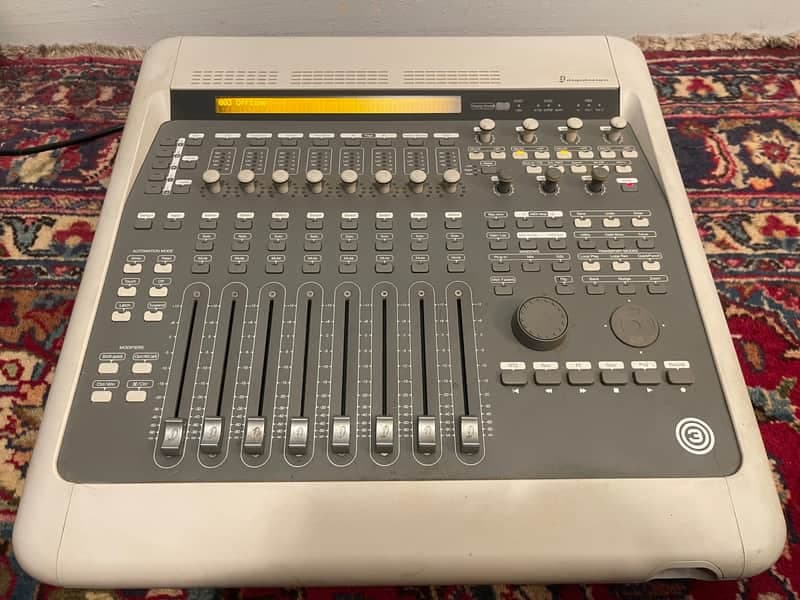 Digidesign Digi 003 Console Firewire Audio Interface with Control Surface 2000s - Grey