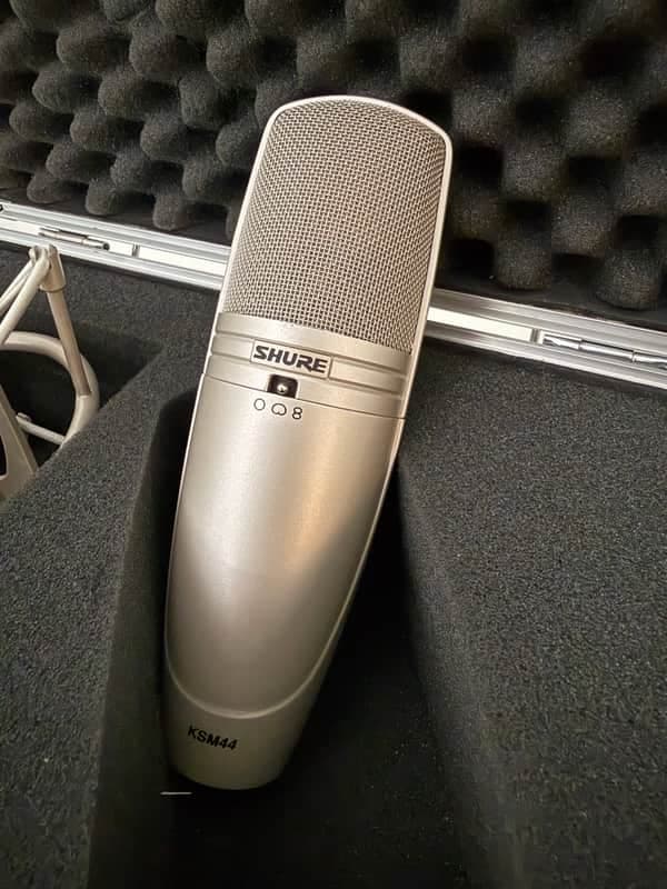 Shure KSM44 Large Diaphragm Multipattern Condenser Microphone 2000s - Champagne