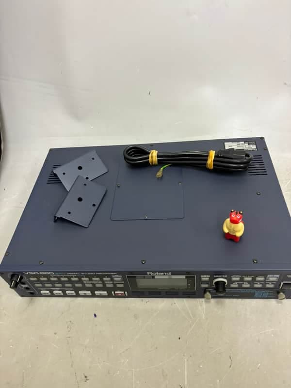 Roland VSR-880 Rackmount Digital Studio Recorder 1999 - 2001 - Blue