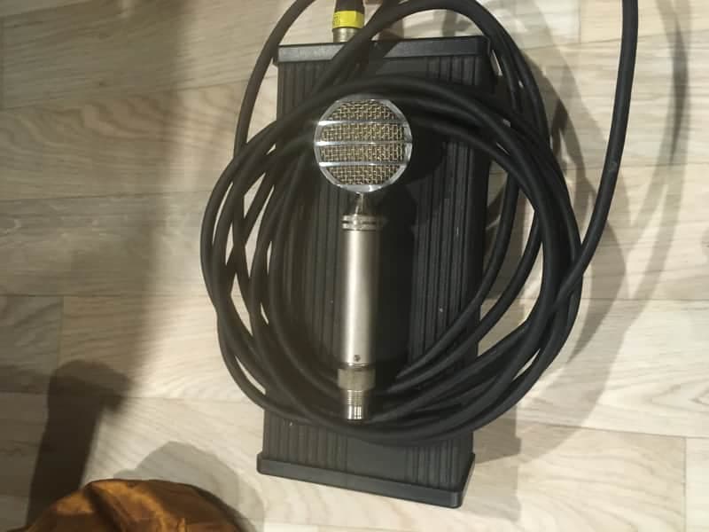 Gefell Mv201 tube body with Lomo M3 capsule and AEG power supply